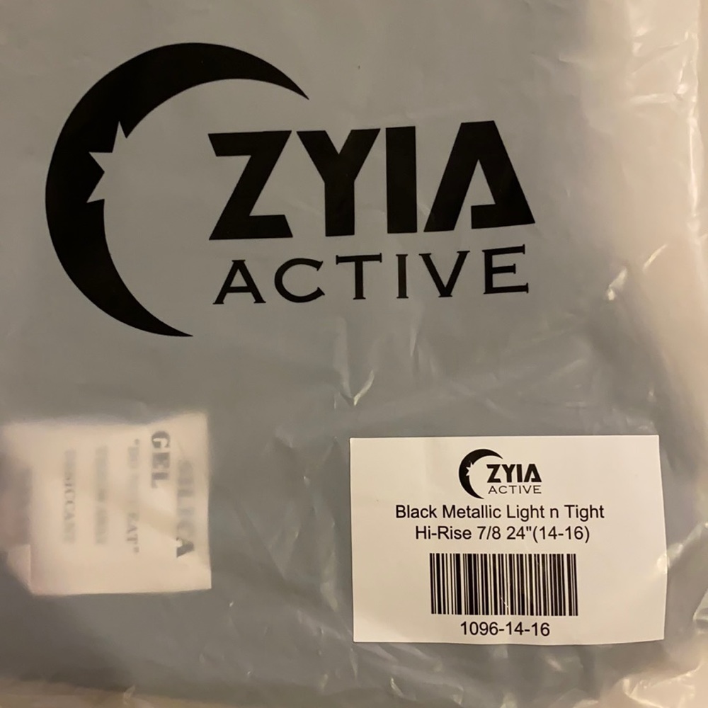 Zyia Black Metallic Light n Tight size 14-16